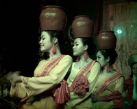 Hoi An, traditional dance performance